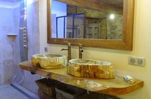 Salle de bain de la chambre d'hôtes    Provençale ©
